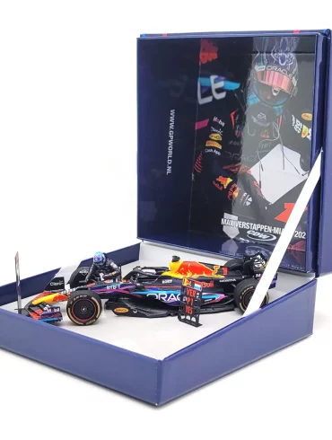 43RedBull RB 19 Max Verstappen Miami 2023