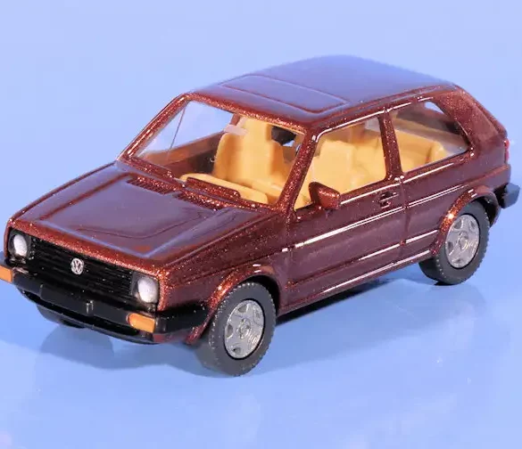 INT.Wiking 87.VW Golf II Bruin(1)