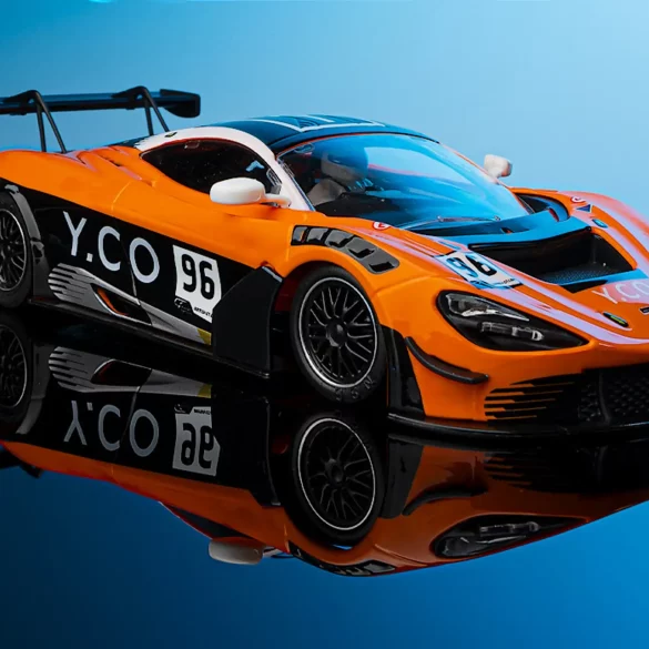 Mclaren YCO 96 2020 British GT 1