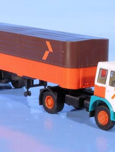 INT.Brekina 87.MAN F7 Lommerts(1)