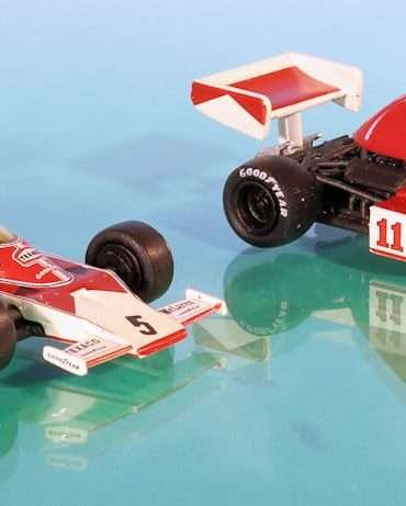 INT.Brekina 87.McLaren 5 11(1)