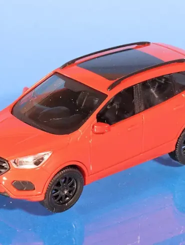 INT.Busch 87.Ford Kuga Oranje(1)