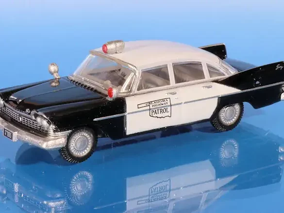 INT.Oxford Diecast 87.Plymouth Savoy Oklahoma Highway Patrol