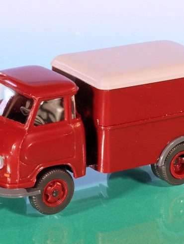 INT.Wiking 87.Hanomag Kurier(1)