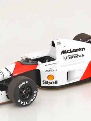 18AutoArt McLaren MP4 6 1991 Senna 1