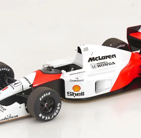 18AutoArt McLaren MP4 6 1991 Senna 1