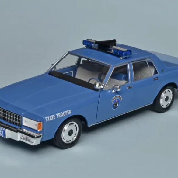 24Greenlight Chevrolet Caprice Police Maine 1990 1