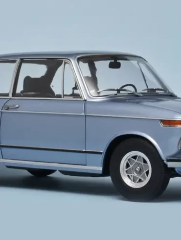 12KKscale BMW 2002 1971 1