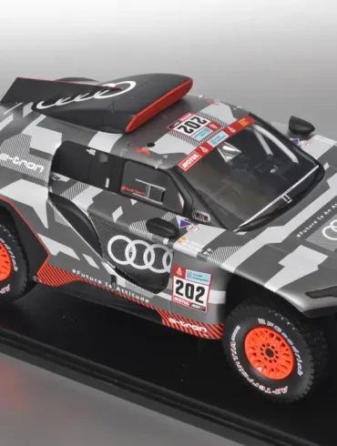 18spark Audi RS Q e tron Dakar Sainz+Cruz 2022 1