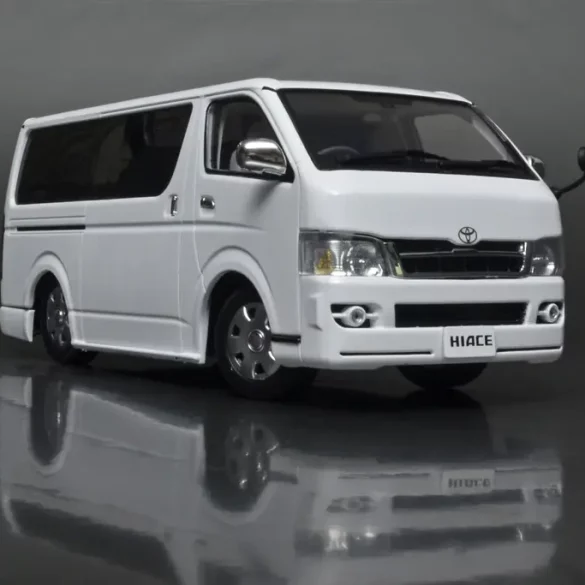 24SunStar Toyota H200 Hiace Super GL 1