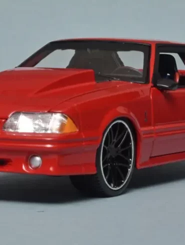 24maisto Ford Mustang SVT Cobra 1993 1