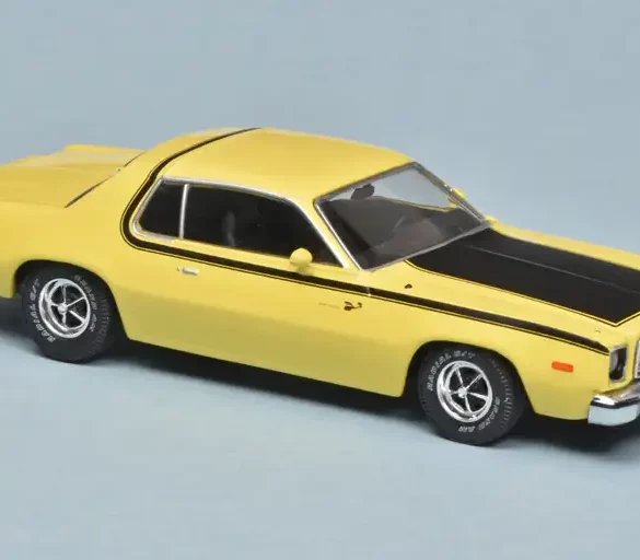 43ixo Plymouth Road Runner 1975 3