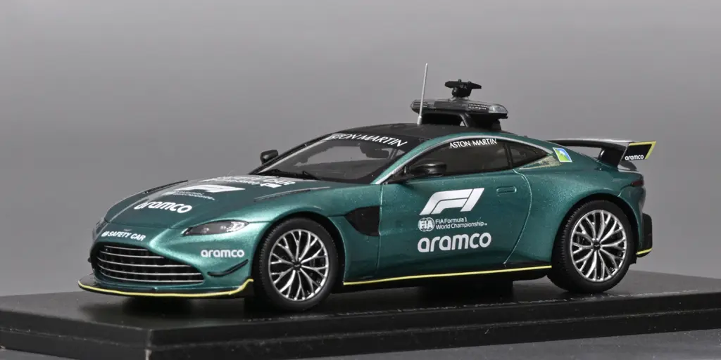 43spark Aston Martin Vantage F1 Safety Car 2023 1