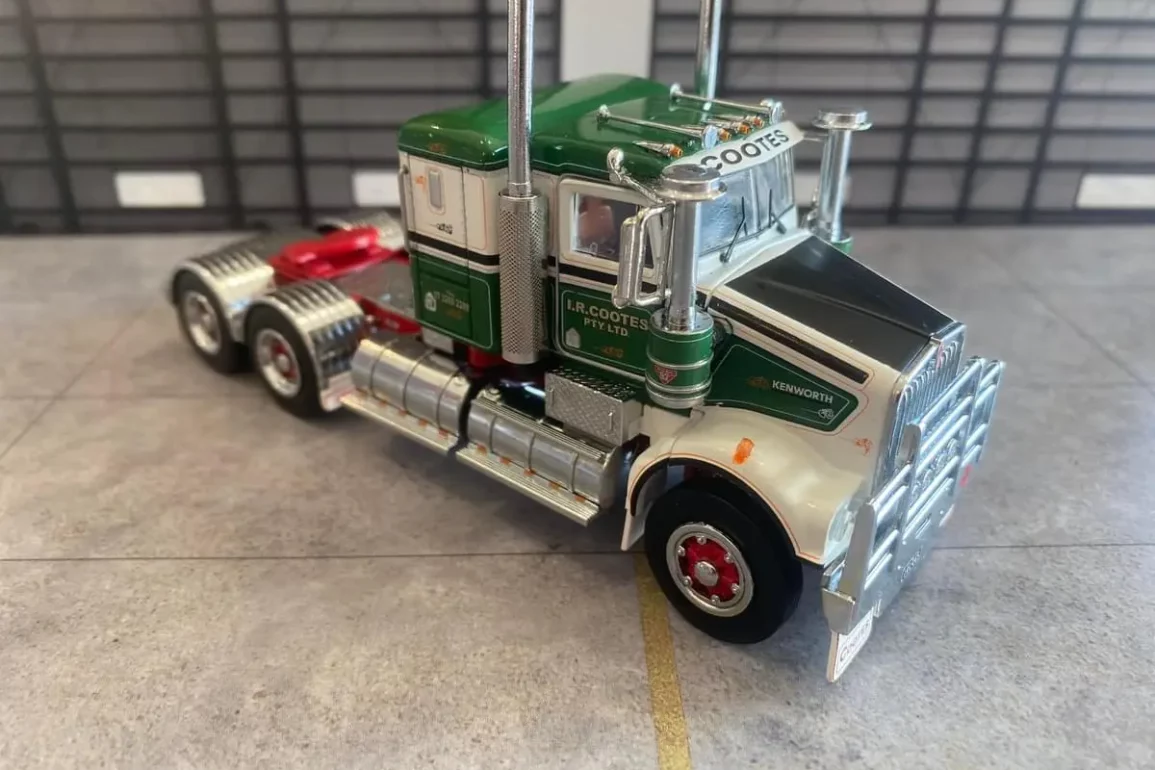 Kenworth SAR 1