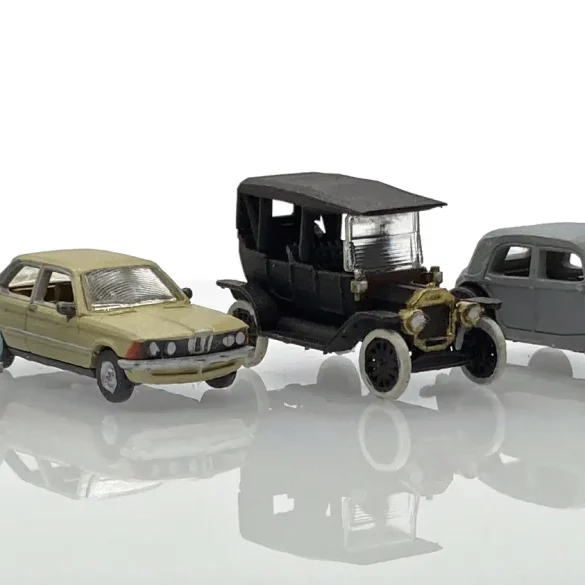 160RainNscale Overview3 Collectibles