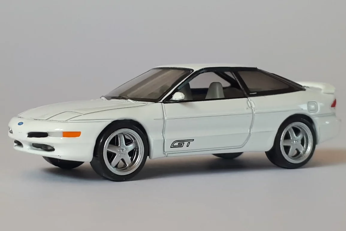 1;64 Auto World Ford Probe GT 1