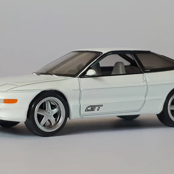 1;64 Auto World Ford Probe GT 1