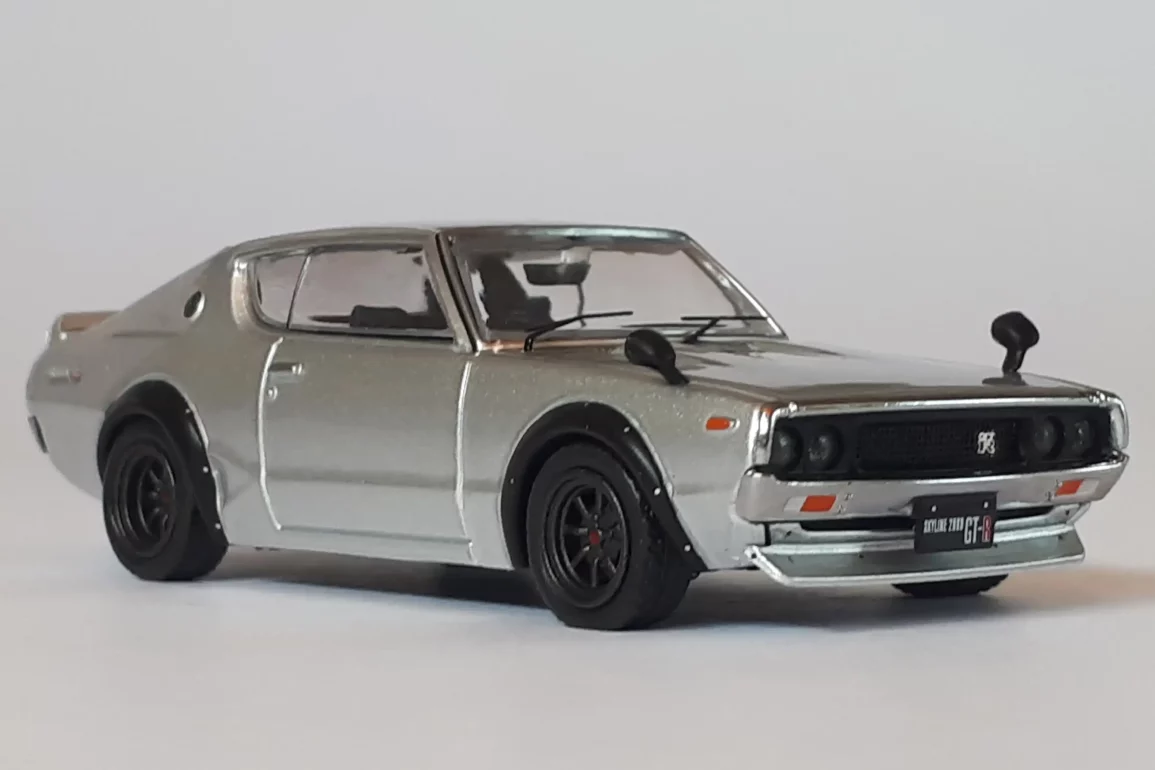 1;64 Inno64 Nissan Skyline 1