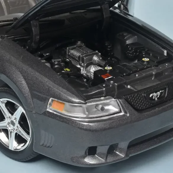 18AW Ford Mustang Saleen S281 SC Speedster 2003 5