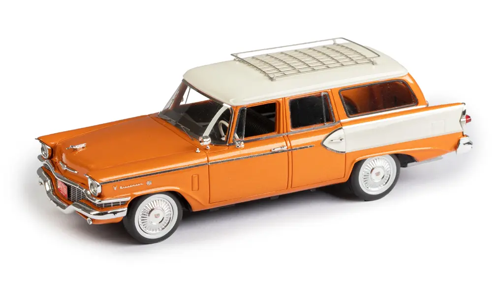 43esval Studebaker Presiden Broadmoor station wagon 1