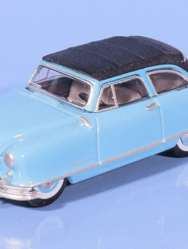 INT.Oxford Diecast 87.Nash Rambler Custom Landau Convertible (closed) (1950)(1)