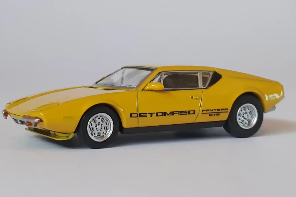 1;64 Para64 De Tomaso Pantera 1