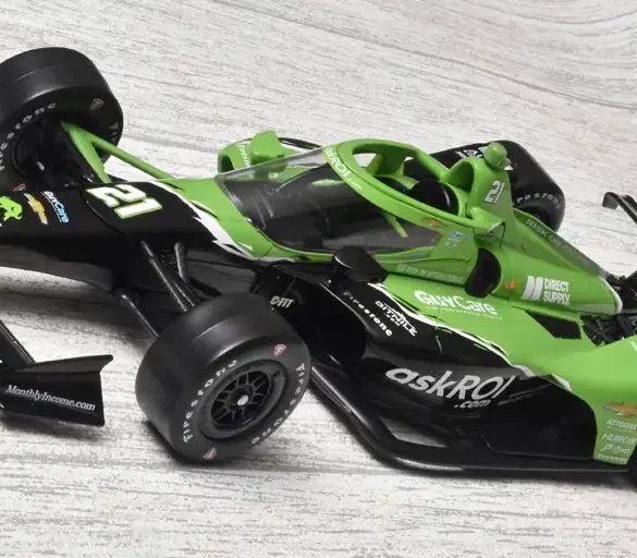 18Greenlight Ed Carpenter Racing 2024 Rinus Veekay 1