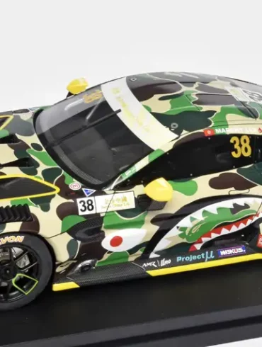 18Pop Race Limited Aston Martin Vantage GT3 BAPE 1
