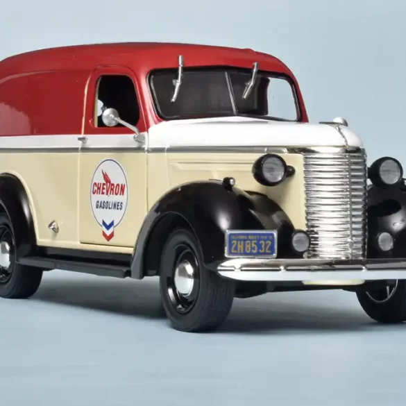 24Greenlight Chevrolet Panel Truck 1939 Chevron Running on Empty 1