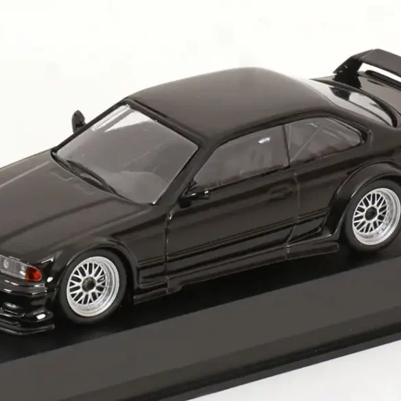 43maxichamps BMW M3 GTR E36 1993 3
