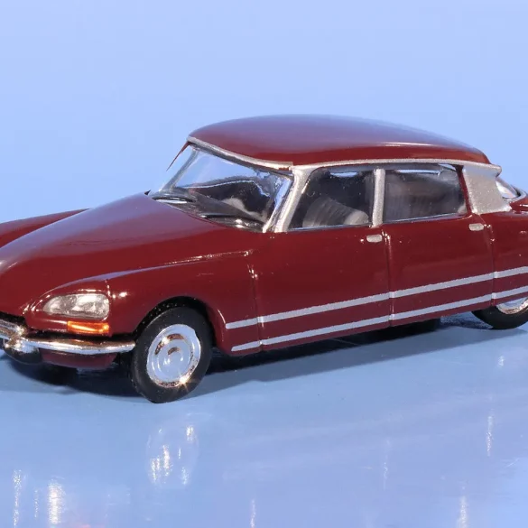 INT.Norev 87.Citroën DS23(1)