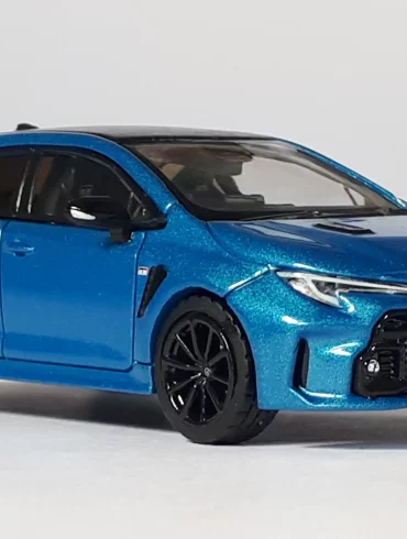 1;64 Hobby Japan Toyota GR Corolla 1