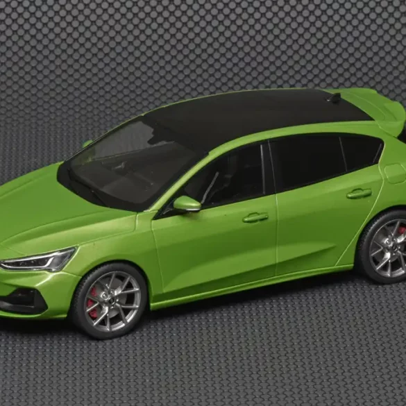 18MCG Ford Focus ST 2022 3