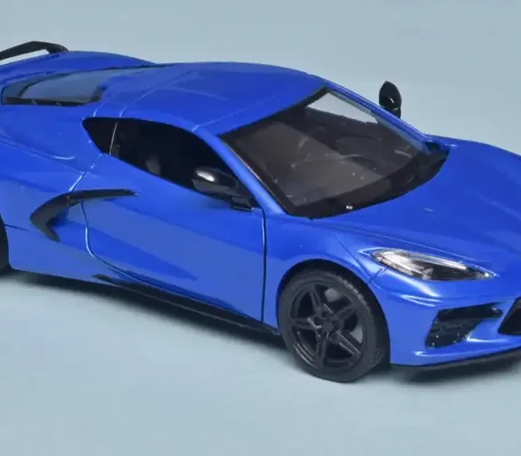 24MotorM Chevrolet Corvette Sting Ray C8 2020 3