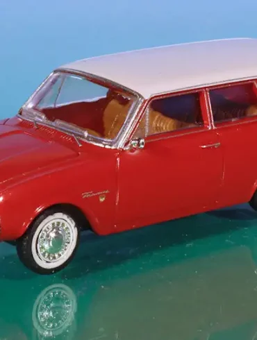 INT.Brekina 87.Ford Taunus Turnier(BW)(1)