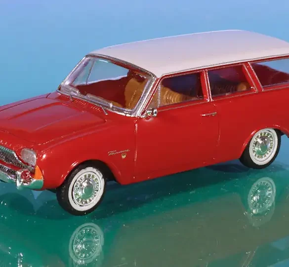 INT.Brekina 87.Ford Taunus Turnier(BW)(1)