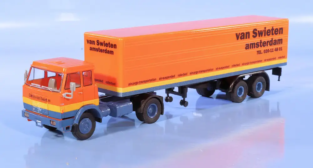 INT.Brekina 87.Hanomag Henschel F 161 S (1967 1972) Van Swieten