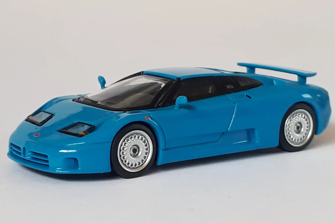 1;64 Mini GT Bugatti EB 110 GT 1