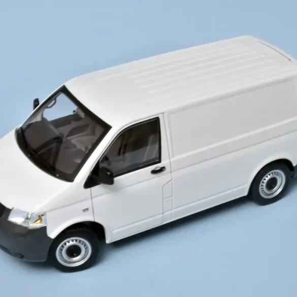 18KK Scale VW T5 Multivan 7