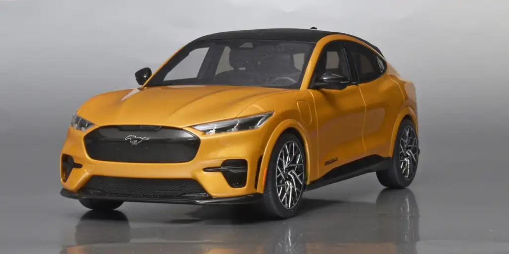 18OttOm Ford Mustang Mach E GT Performance 2021 1