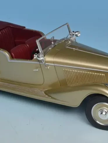 18cult Bentley 4.25 L VandenPlas Tourer 1938 3