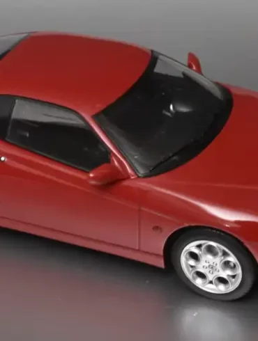 18norev Alfa Romeo GTV 1999 3