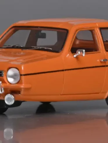 43matrix Reliant Robin Saloon 73 81 04