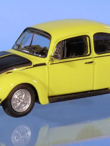 INT.Herpa 87.VW Kever 1303 geel(1)