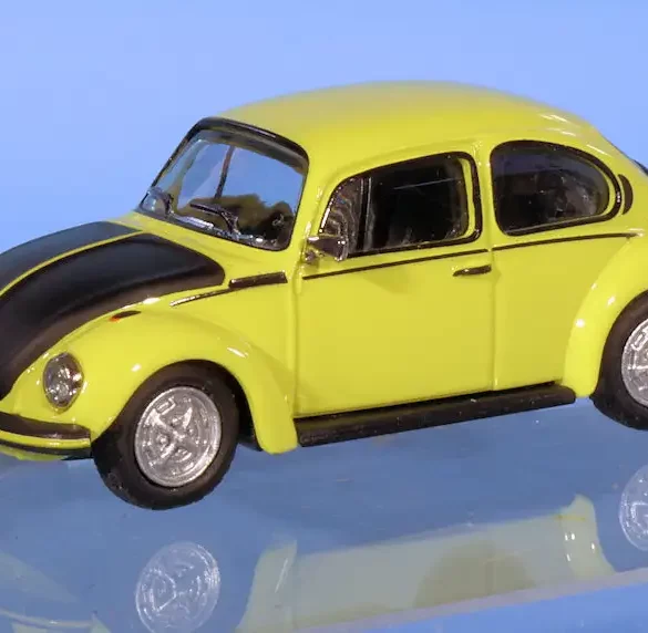 INT.Herpa 87.VW Kever 1303 geel(1)