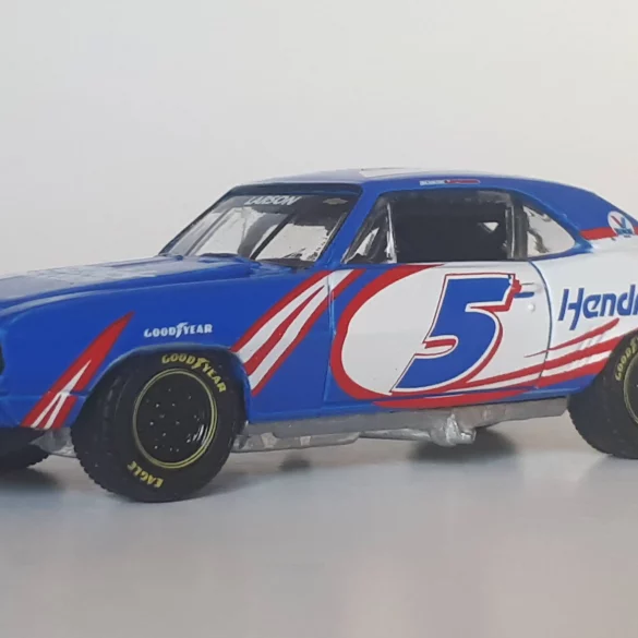 1;64 GreenLight Chevrolet Camaro 2