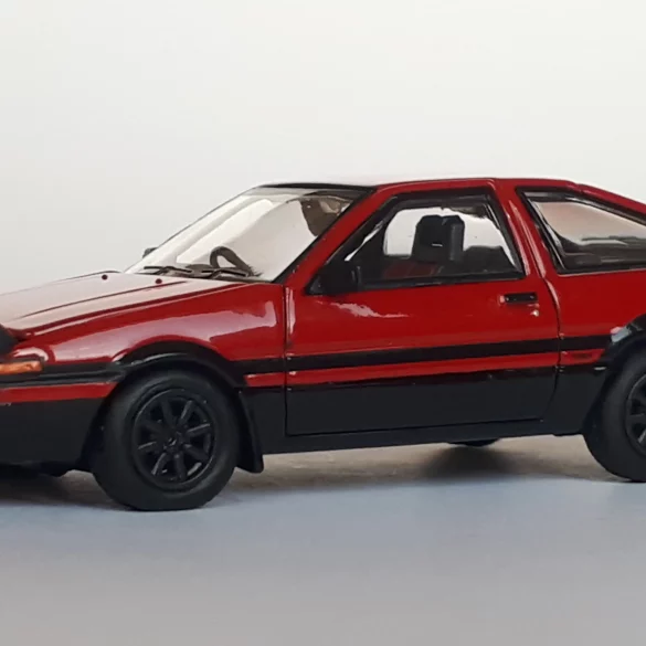 1;64 Hobby Japan Toyota Sprinter Trueno GT APEX 1