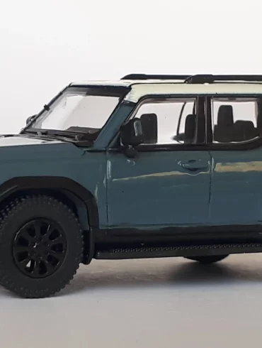 1;64 Para64 Toyota Land Cruiser Prado 1