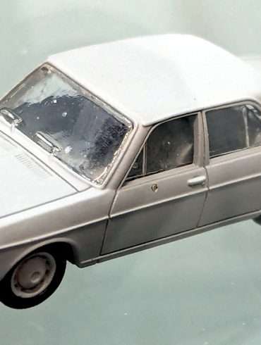 187 Brekina Audi 100