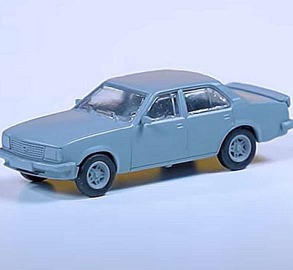 187 PCX87 Opel Ascona B